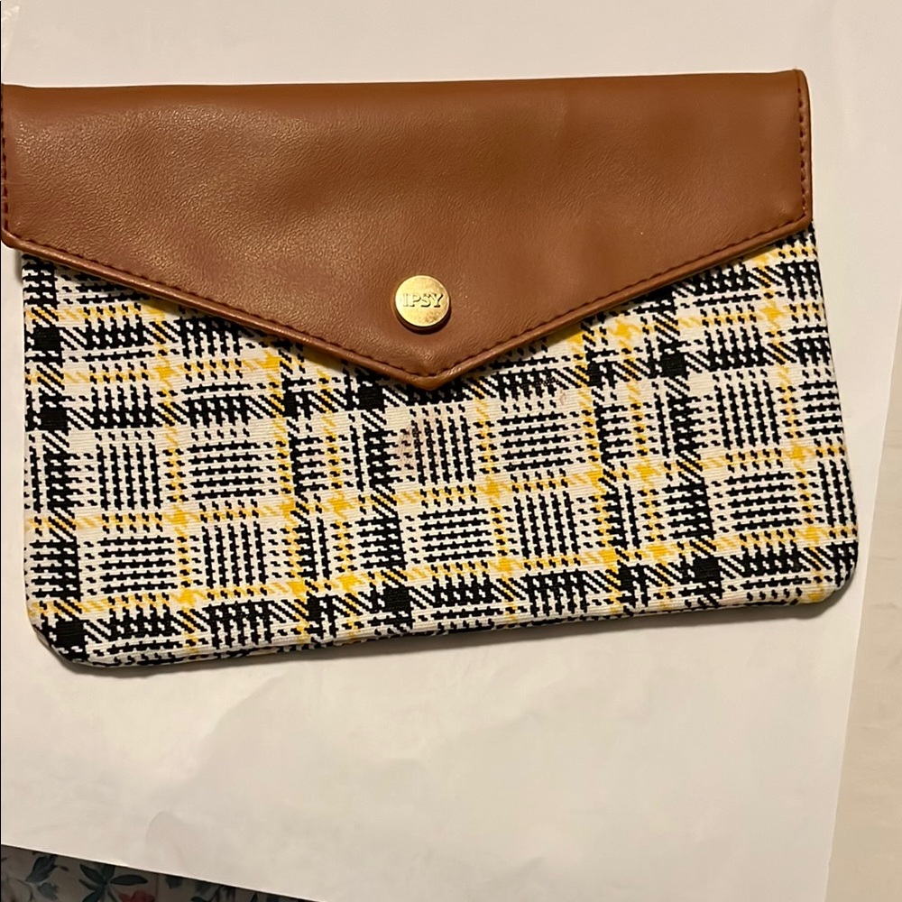IPSY Glam bag